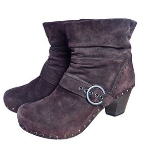 Dansko Nikita Studded Chocolate Suede Heeled Booties – Women’s Sz EU 39 (US 9)